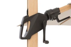 DOPPLER Alu Wood Pendelschirm, Natur, Alu/Polyester, 300x220 Cm, Mit Kurbel, Holzoptik 19 DOPPLER Alu Wood Pendelschirm, Natur, Alu/Polyester, 300x220 Cm, Mit Kurbel, Holzoptik -Garden Ease Wohnen Verkaufe 12 22336.jpg