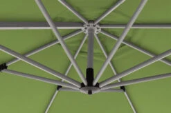 DOPPLER Active Pendelschirm, Fresh Green, Alu/Polyester, 370cmx210 Cm, Mit Kurbel, 360°-drehbar -Garden Ease Wohnen Verkaufe 12 22346.jpg