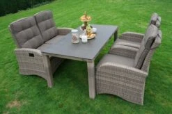 Ploß Rabida Comfort Dining / Lounge 2-Sitzer Sofa, Champagner-meliert, Polyrattan, 148x85x112 Cm, Verstellbar 36 Ploß Rabida Comfort Dining / Lounge 2-Sitzer Sofa, Champagner-meliert, Polyrattan, 148x85x112 Cm, Verstellbar -Garden Ease Wohnen Verkaufe 18 20163.jpg