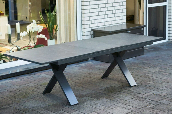 HARTMAN Sondermodell Xanadu / Raffaelo Sitzgruppe, Xerix/anthrazit, Alu/Glaskeramik, 2 Stapelsessel, 6 Multipos, 220/280x100cm 5 HARTMAN Sondermodell Xanadu / Raffaelo Sitzgruppe, Xerix/anthrazit, Alu/Glaskeramik, 2 Stapelsessel, 6 Multipos, 220/280x100cm – Bild 5