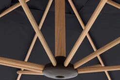 DOPPLER Alu Wood Pendelschirm, Anthrazit, Alu/Polyester, 300x220 Cm, Mit Kurbel, Holzoptik -Garden Ease Wohnen Verkaufe 8 22337.jpg